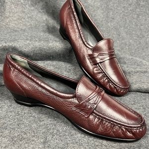 SAS Easier Loafer in Wine size 9M